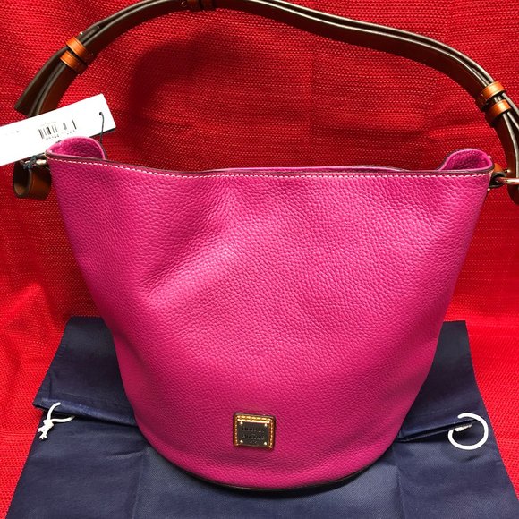 Dooney & Bourke Handbags - Dooney & Bourke Thea Feed Bag